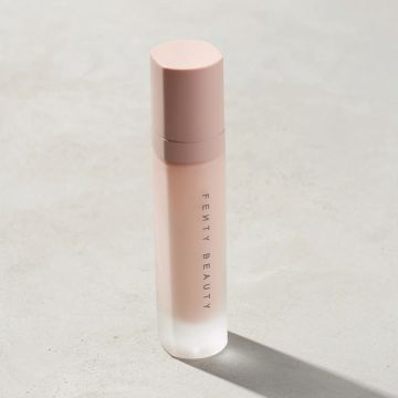 Fenty Beauty Award Winner Pro Filt’r Face Primer, Shine-Control, Blurs-out Pores,Better Application, Long-wear, Instant Retouch Effect, Up-to 24hr Stay - 32ml